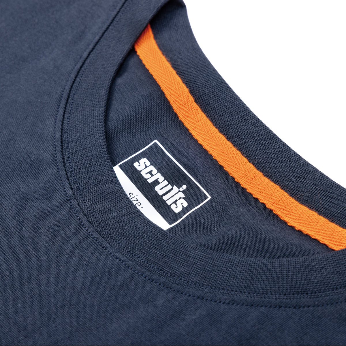Close-up of Scruffs Navy Worker Pocket T-Shirt neckline featuring printed size tag and bright orange neck tape