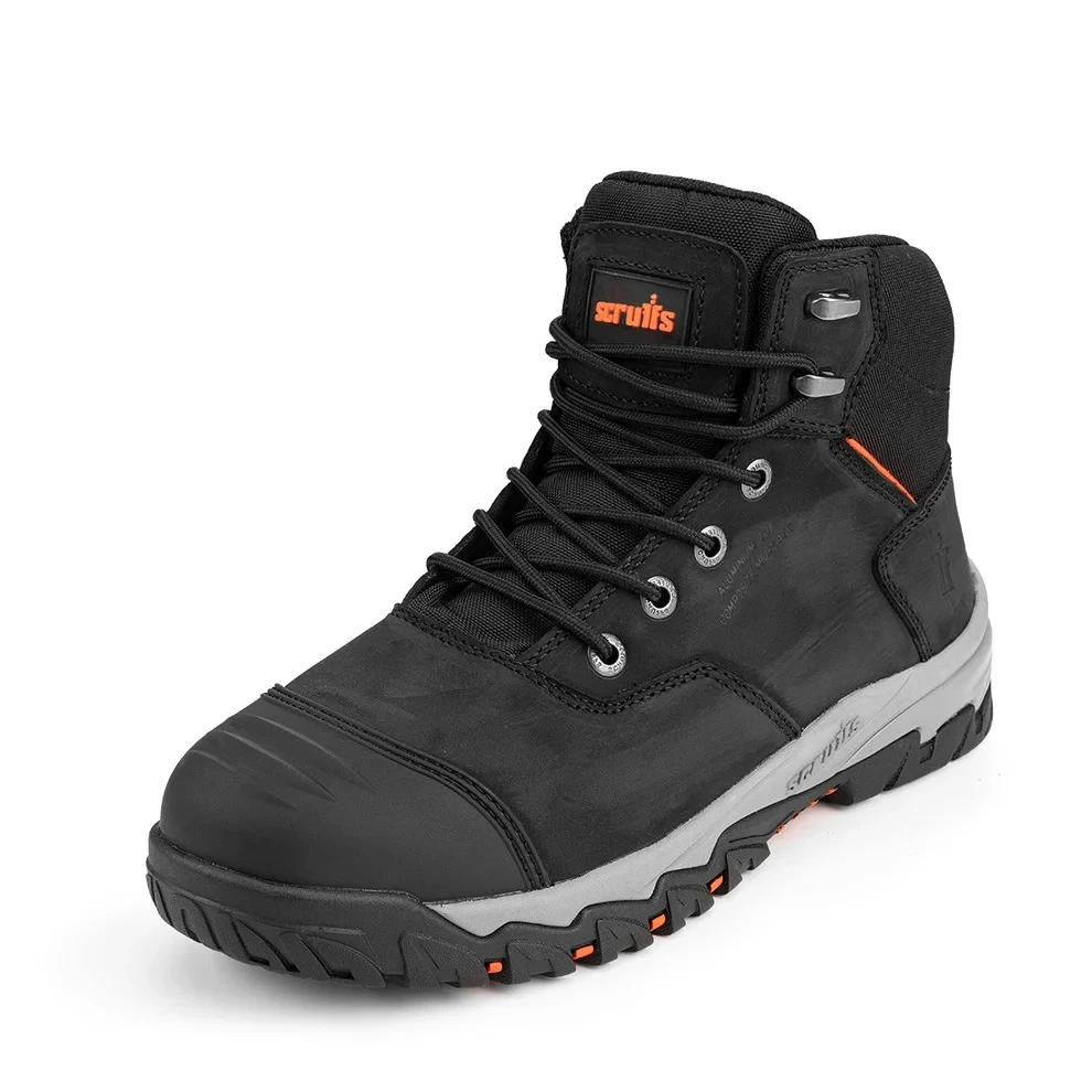 Scruffs Thornfield Safety Boots ÃƒÂ¢Ã¢â€šÂ¬Ã¢â‚¬Å“ single black boot in three-quarter front view