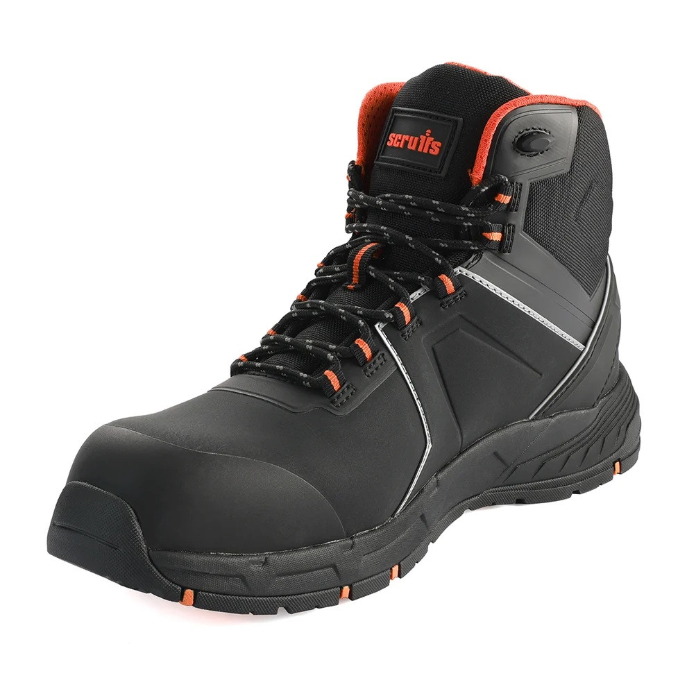 Scruffs Coldwell Lightweight Safety Boot Ã¢â‚¬â€œ single boot in three-quarter front view
