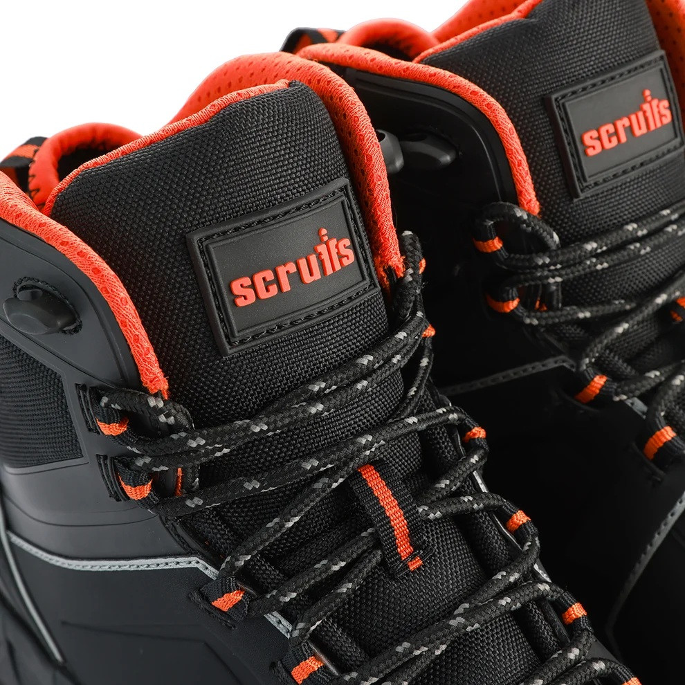 Scruffs Coldwell Lightweight Safety Boot ÃƒÂ¢Ã¢â€šÂ¬Ã¢â‚¬Å“ close-up of laces, padded tongue and Scruffs branding