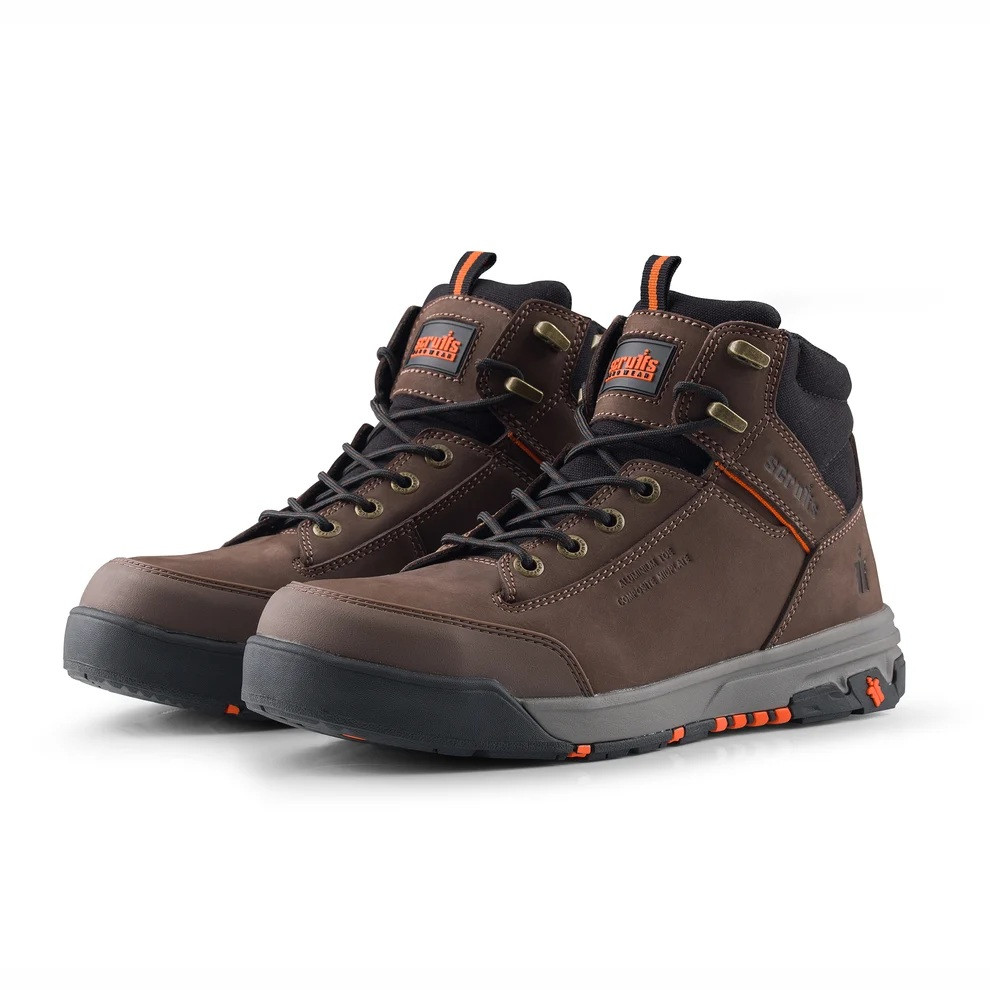 Scruffs Switchback 3 Safety Boots Ã¢â‚¬â€œ pair of brown safety boots in angled product view