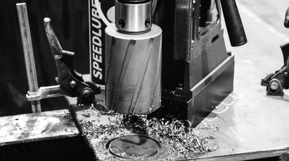 HMT CarbideMax 110XL TCT Broach Cutter – magnetic drilling machine cutting steel with annular cutter and visible metal swarf