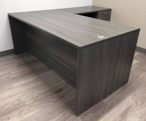 AM-Series 66" x 72" L-Shape Executive Desk (Customize) AM-Series 66" x 72" L-Shape Executive Desk (Customize)