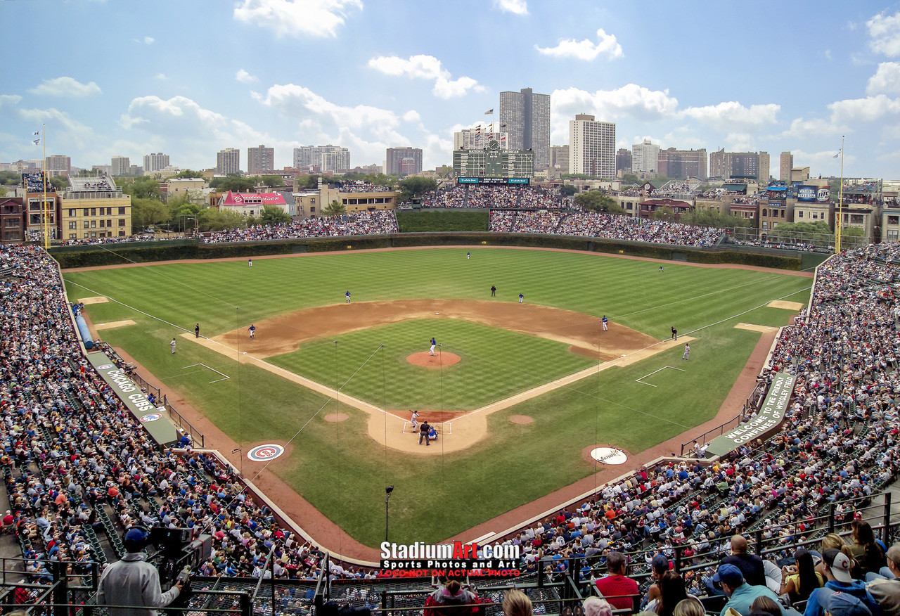 CINCINNATI REDS AND CHICAGO CUBS 8x10 PHOTO BASEBALL FIELD OF