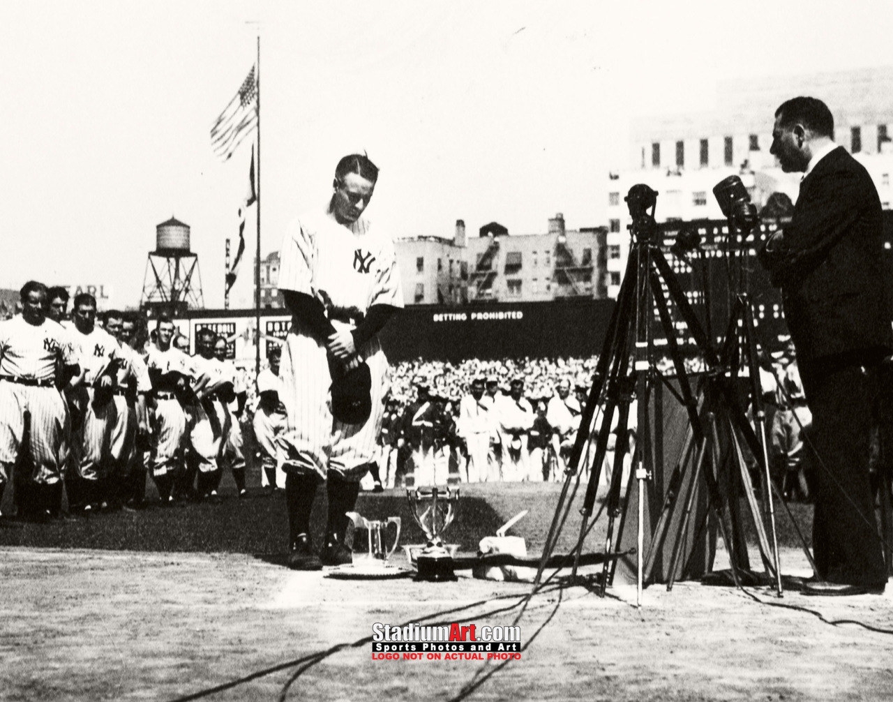 New York Yankees z Babe Ruth NY Baseball 8x10-48x36 Photo Print 50