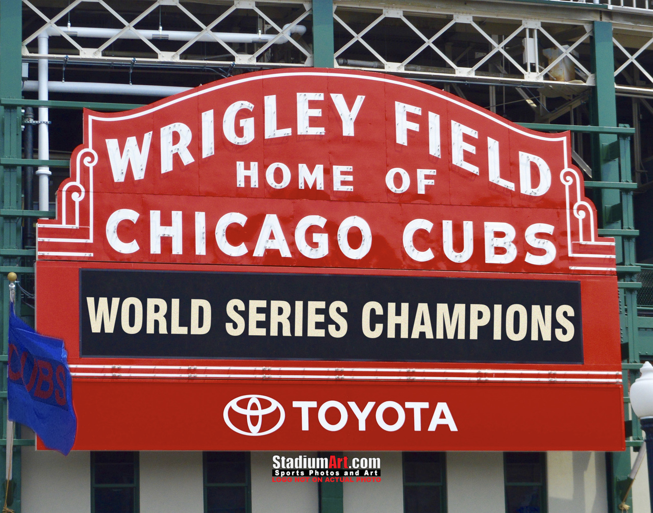 cubs store at wrigley field