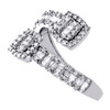 anello da cocktail per mano destra in oro bianco 10k con diamanti baguette e design bypass, 0,62 ct.