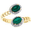 anillo de promesa cubano con halo ovalado y esmeralda y diamantes en oro amarillo de 10 k 1/10 tcw