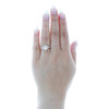 anello di fidanzamento con alone 3d in morganite ovale con diamante in oro rosa 14k 1,82 tcw