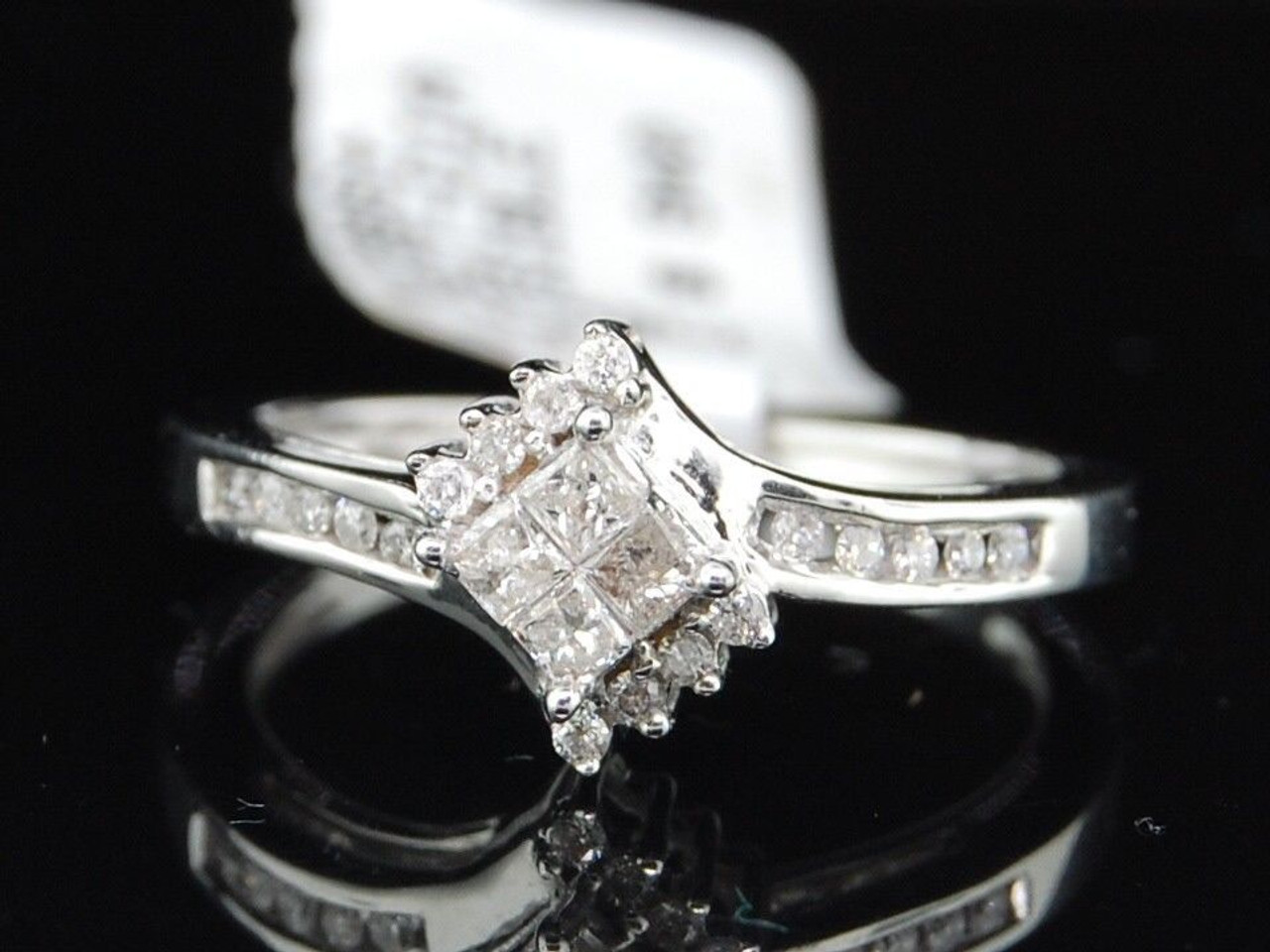 Price Guide and Buying Advice for 4 Carat Diamond Rings