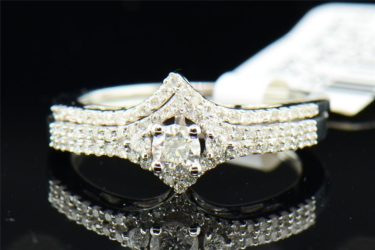 Anello solitario di fidanzamento con diamante da donna, set da sposa in oro  bianco, 1/2 tcw. - Diamanti e orologi JFL