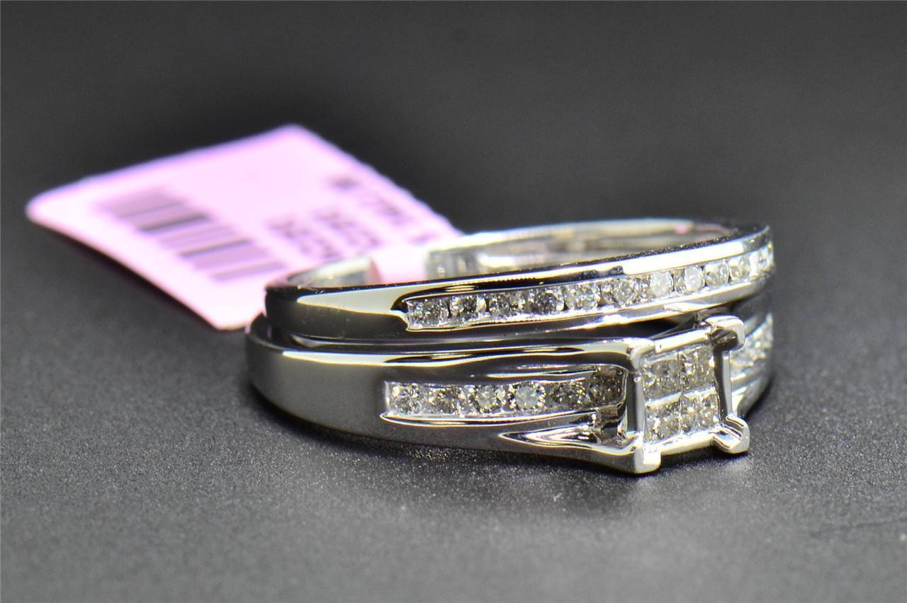 Set da sposa con diamanti Anello di fidanzamento con anello di fidanzamento  a taglio rotondo in oro bianco 10k 1/2 ct