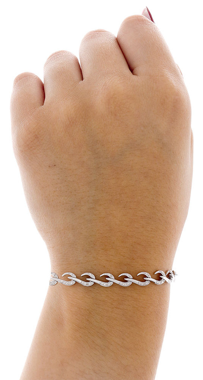.925 Sterling Silver Ladies Round Diamond Hook Design Link 7.5 Bracelet .15 Ct.