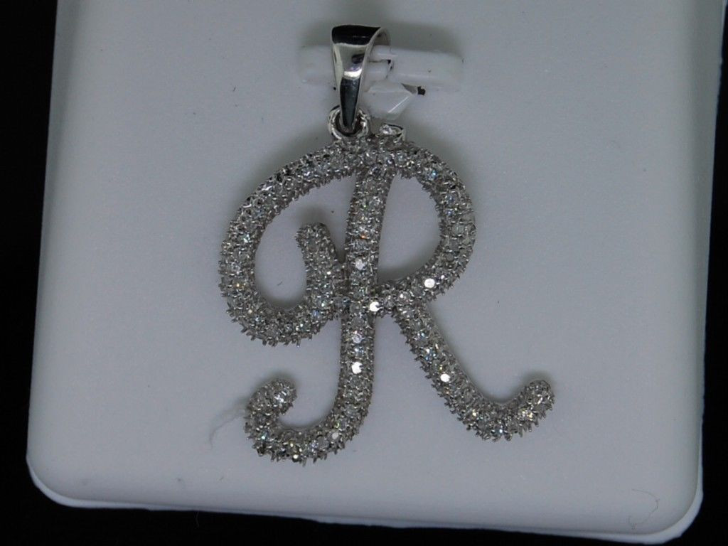 LADIES WHITE GOLD DIAMOND INITIAL LETTER 