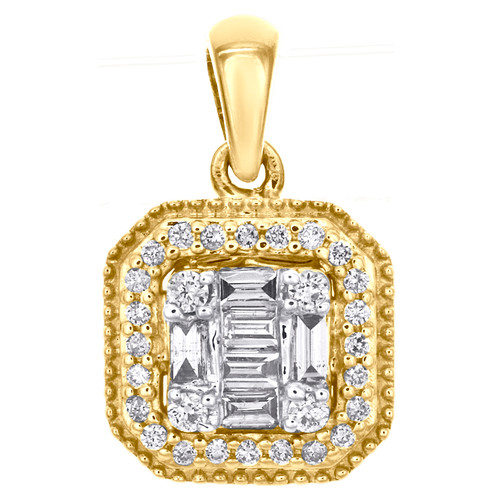 piccolo ciondolo aureola quadrato in oro giallo 14k con diamanti baguette e bordo milgrain da 1/4 ct.