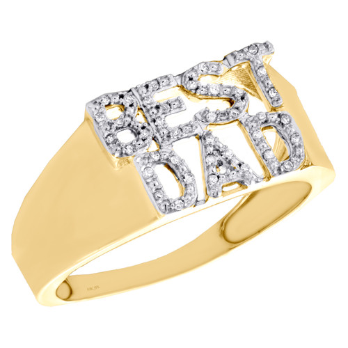 10-karätiger Gelbgold-Ring mit rundem Diamant und „Best Dad“-Statement am kleinen Finger, 10-mm-Band, 1/10 ct.