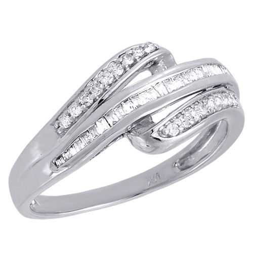 Diamond Wedding Band 10K White Gold Round Baguette Cut Ladies Ring 0.20 Ct