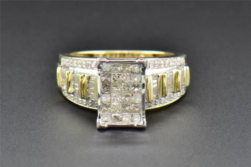 Princess Diamond Engagement Ring 10K Yellow Gold Round & Baguette Cut 1.01 Ct