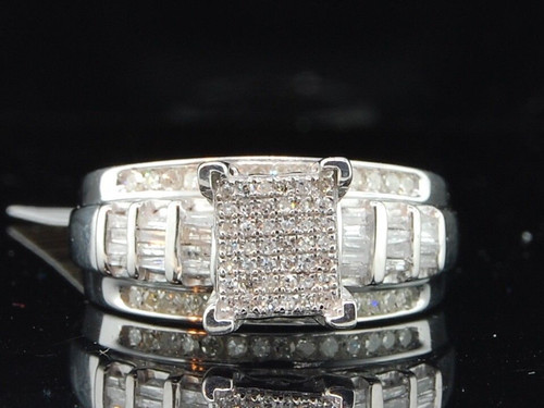 Damen .925 Sterlingsilber .66 ct. Brautset mit Diamant-Verlobungsring im Rundschliff