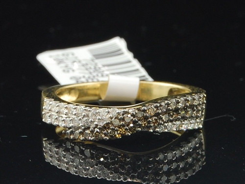 Damen-Verlobungsring aus 10 Karat Gelbgold mit braunem und weißem Diamant, 0,39 ct