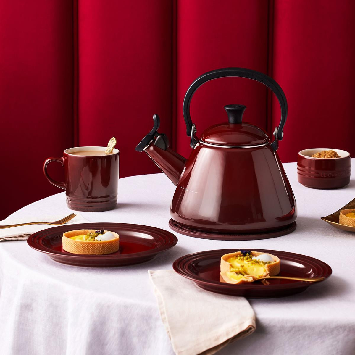 Le Creuset Kone Kettle | Philip Morris & Son