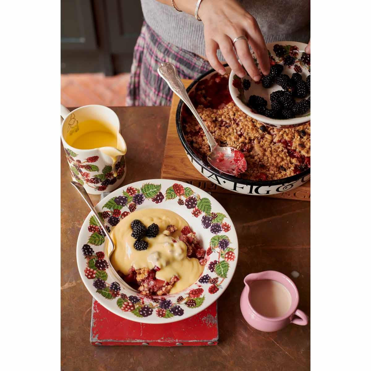 Emma Bridgewater Blackberry Dessert Plate | Philip Morris & Son