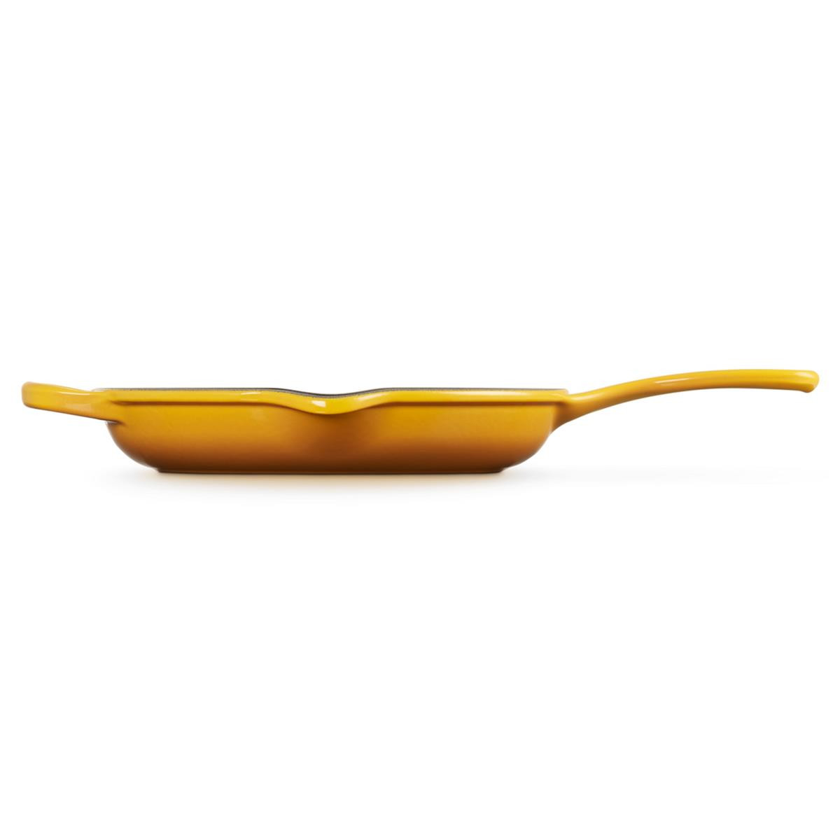 Le Creuset 23cm Cast Iron Round Skillet | Philip Morris & Son