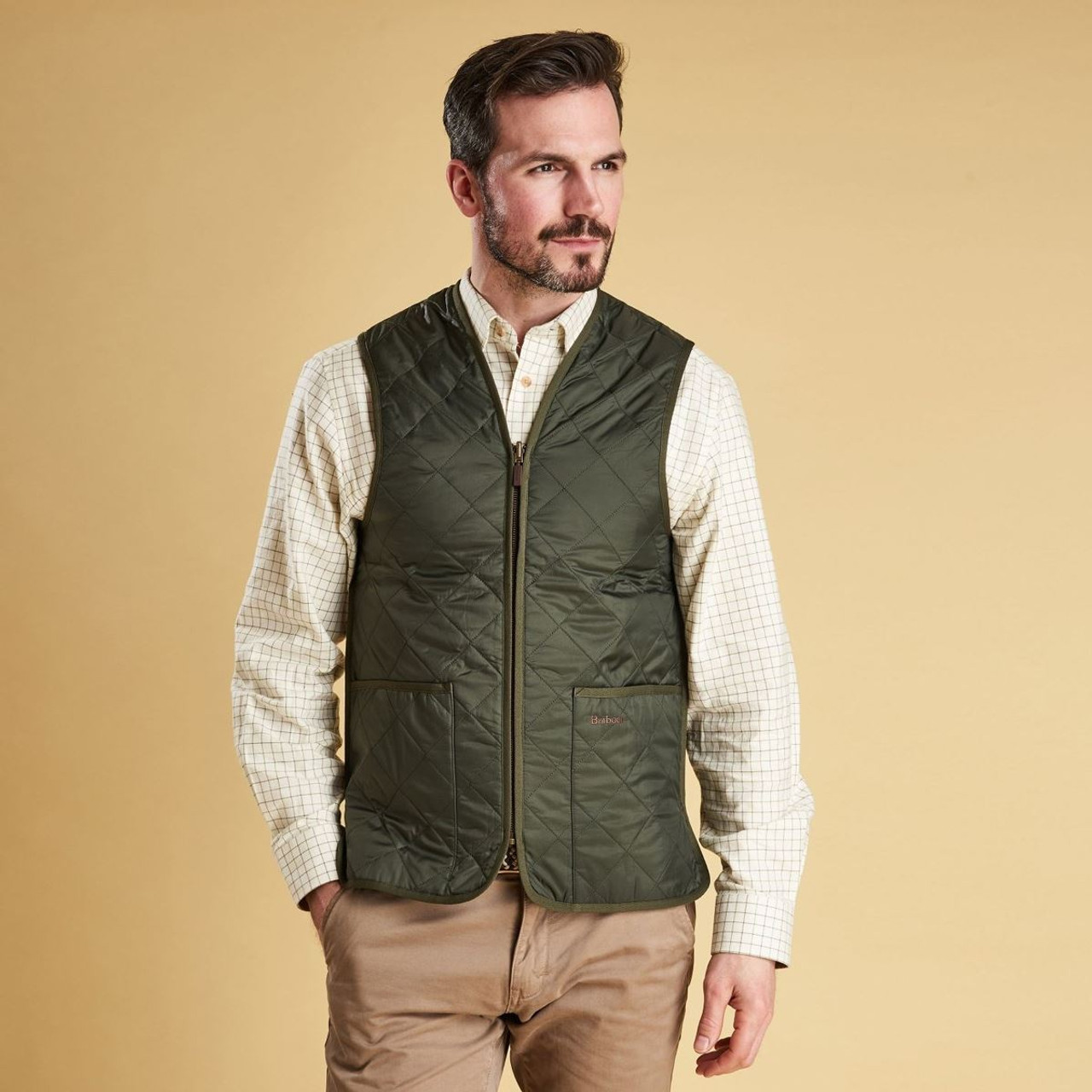ジャケット・アウター Barbour QUILTED WAISTCOAT ZIP IN LINER Barbour Quilted Waistcoat Zip-In Liner Black/Modern Tartan