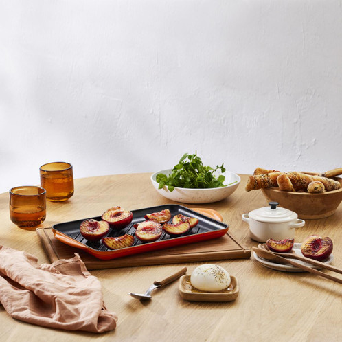 Le Creuset 32cm Cast Iron Rectangular Grill Volcanic