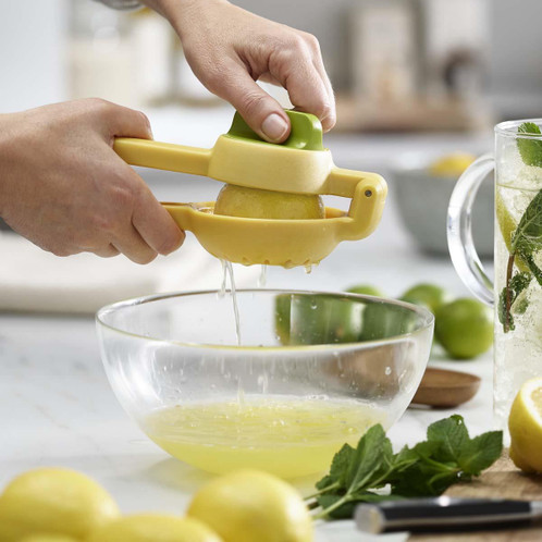 Yellow Joseph Joseph JuiceMax Dual-action Citrus Press bowl3