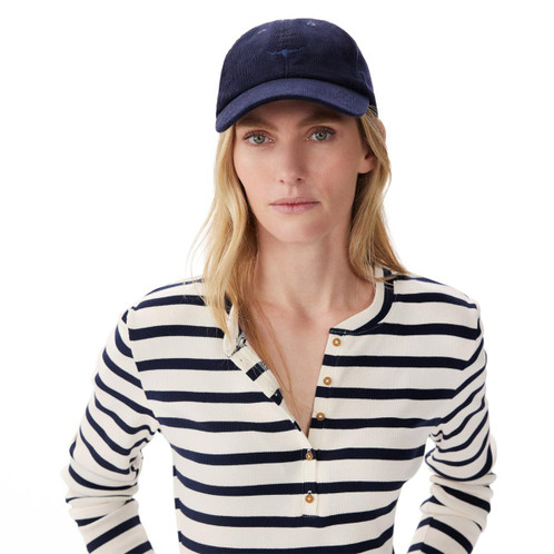 Navy R.M. Williams Mens Mini Longhorn Cap On Model