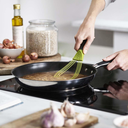 Joseph Joseph Twist Whisk LS2