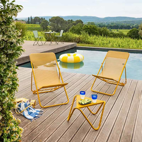 Miel Lafuma Maxi Transat Colour Block Batyline ISO Deck Chair Lifestyle