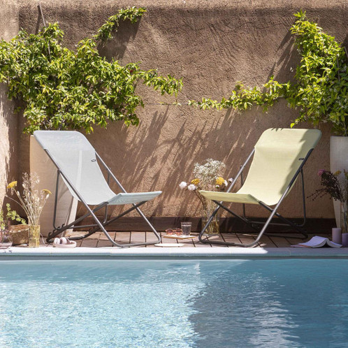 Etamine and Seigle Poolside Lifestyle