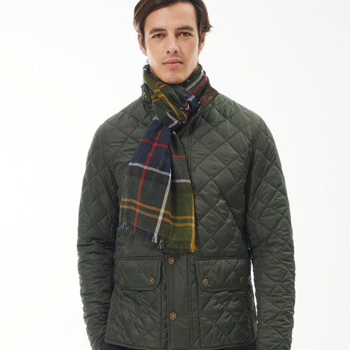 Classic Tartan Barbour Welton Tartan Scarf Model