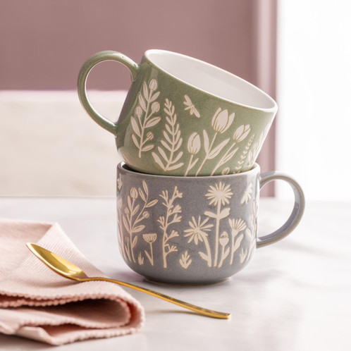 Mason Cash In The Meadow Flower Mug Lifestyle 3