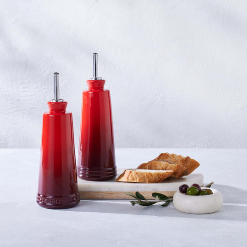 Le Creuset Stoneware Oil & Vinegar Set
