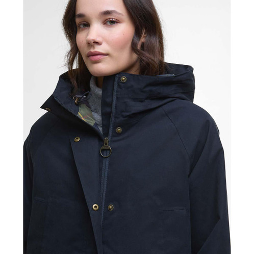 Deep Navy/Classic Barbour Winter Beadnell Waterproof Jacket hood