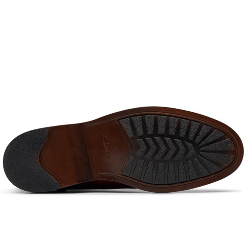 Mid Tan Leather Clarks Mens Aldwin Chukka Boot Sole