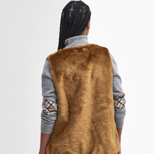 Bark Barbour Womens Barn Gilet Lifestyle
