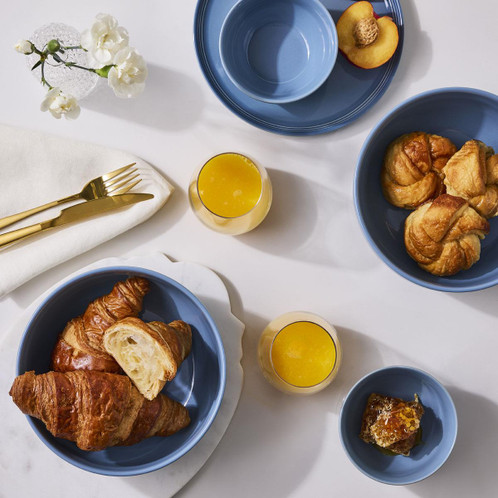 Le Creuset Stoneware Coupe Snack Bowl