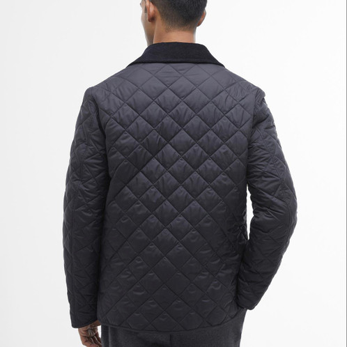 Black Carbon Barbour Mens Lindfield Quilted Jacket Model Back