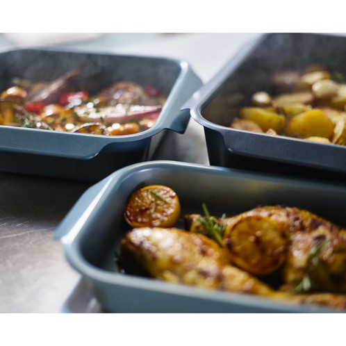 Joseph Joseph Nest Oven Set of 3 Deep Oven Trays set