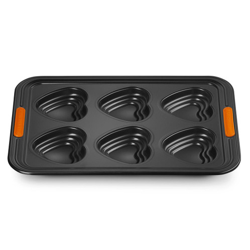 Le Creuset Toughened Non-stick 6 Cup Tiered Heart Tray
