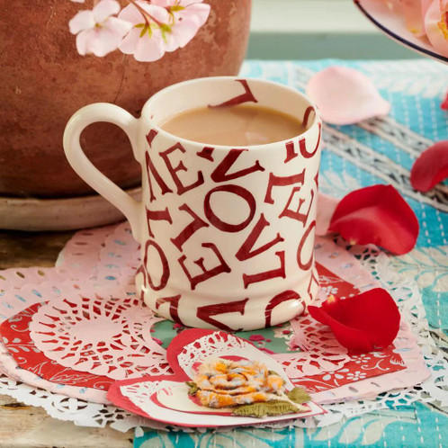 Emma Bridgewater L.O.V.E Polka Red Half Pint Mug
