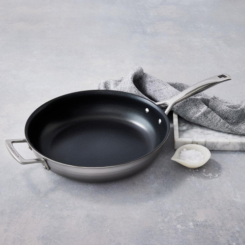  Le Creuset Classic 3-ply Stainless Steel Non-Stick Frying Pan with Helper Handle