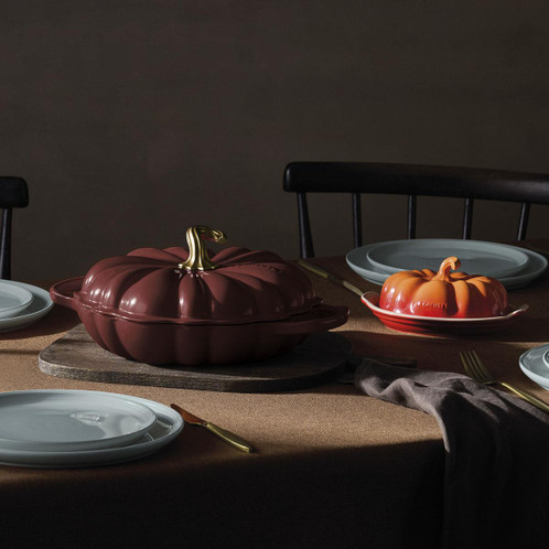 Le Creuset 28cm Cast Iron Pumpkin Shallow Casserole Dish