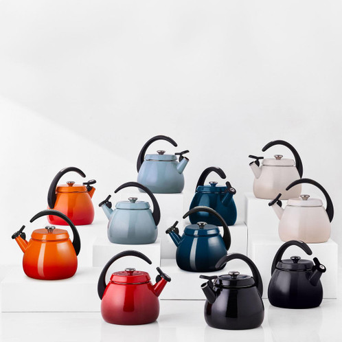 Le Creuset Cloche Kettle