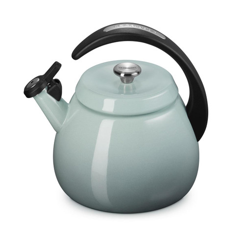 Le Creuset Cloche Kettle