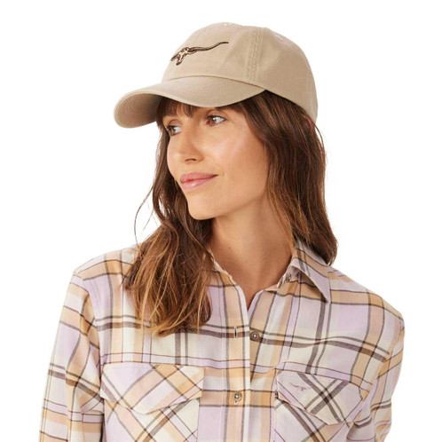 Ecru R.M. Williams Longhorn Twill Cap on model